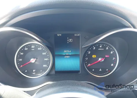 2019 Mercedes-Benz C 300 из США, поврежденный, VIN 55SWF8DB3KU302100